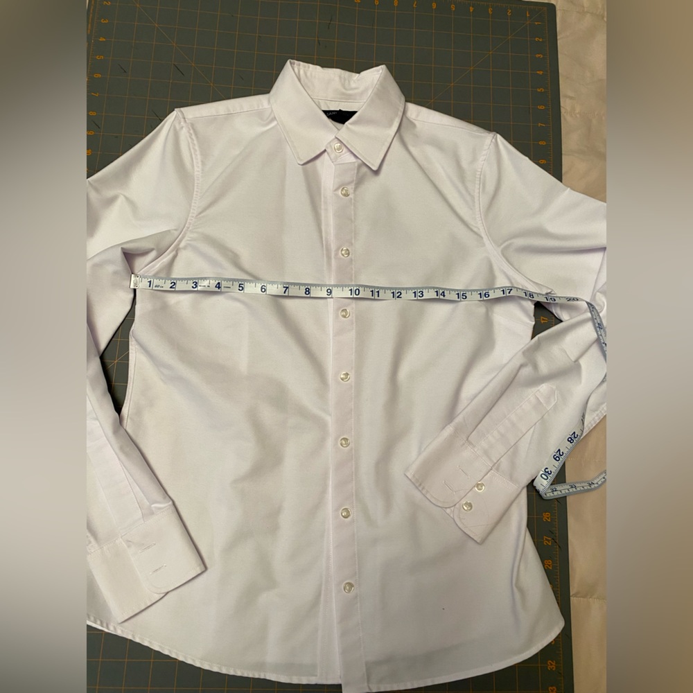 Lands End broadcloth blouse. White. Small